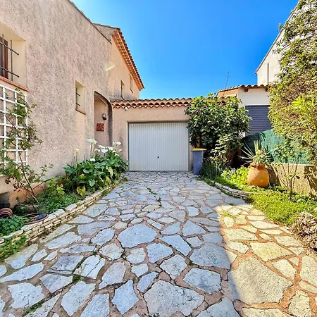 Holiday home Maison Provencale - 500m *